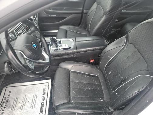 2017 BMW 750 i xDrive