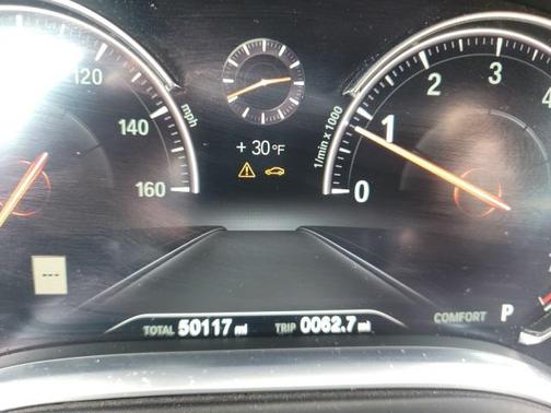 2017 BMW 750 i xDrive