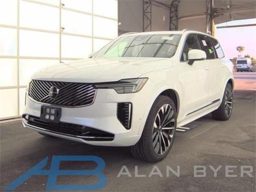 2025 Volvo XC90 B6 Plus 7-Seater