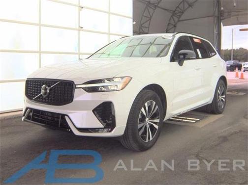 2025 Volvo XC60 B5 Core