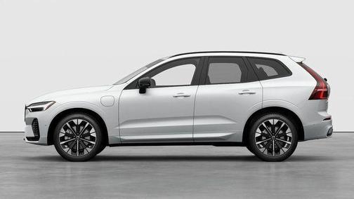 Crystal White Metallic 2026 Volvo XC60 Plug-In Hybrid Plus, T8 AWD Electric/Gasoline, Dark