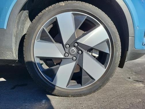 2023 Volvo C40 Recharge Pure Electric Twin Ultimate