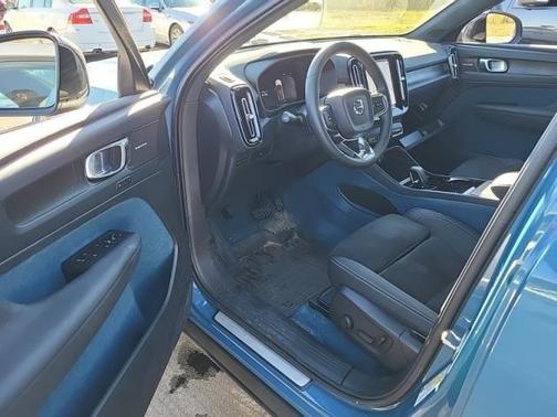 2023 Volvo C40 Recharge Pure Electric Twin Ultimate