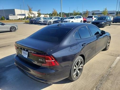 2025 Volvo S60 B5 Core