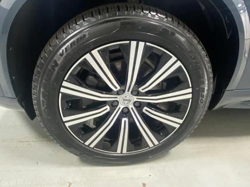 2023 Volvo XC90 B6 Plus 7-Seater