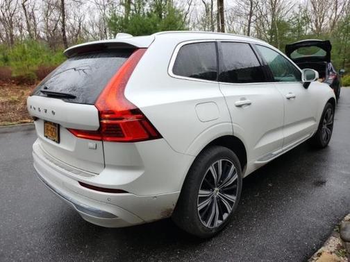 2022 Volvo XC60 Recharge Plug-In Hybrid T8 Inscription