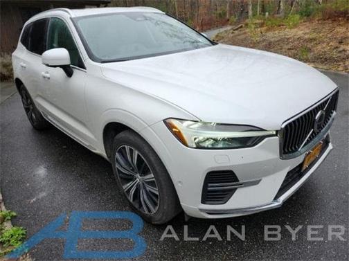2022 Volvo XC60 Recharge Plug-In Hybrid T8 Inscription