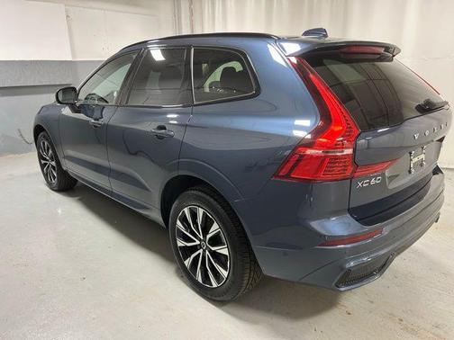 Denim Blue Metallic 2025 Volvo XC60 B5 Plus