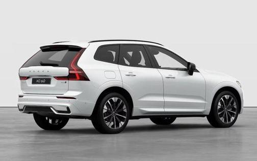 2026 Volvo XC60 B5 Ultra