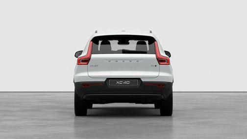 2026 Volvo XC40 B5 Core