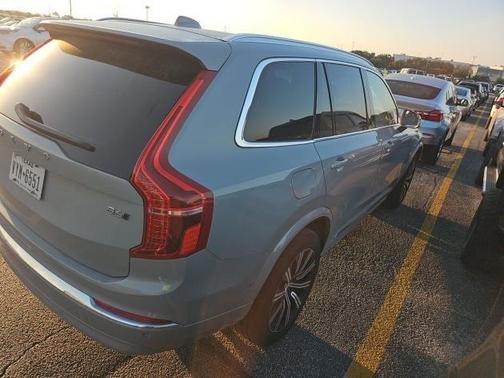 2025 Volvo XC90 B6 Plus 7-Seater