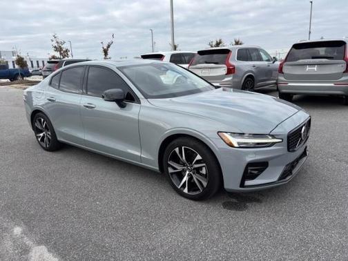 2025 Volvo S60 B5 Core