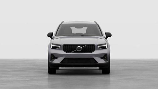2026 Volvo XC40 B5 Ultra