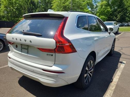 2023 Volvo XC60 B5 Core