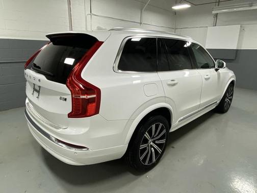 2024 Volvo XC90 B5 Core Bright Theme