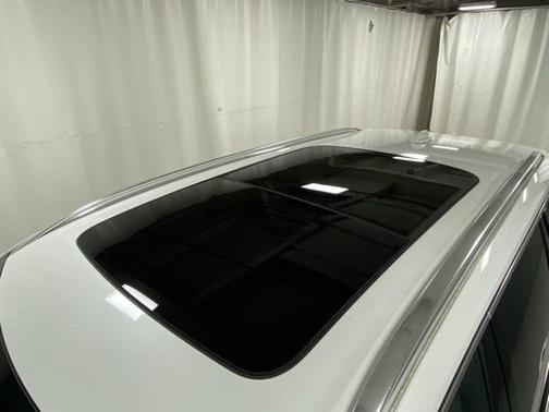 2024 Volvo XC90 B5 Core Bright Theme