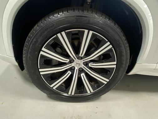 2024 Volvo XC90 B5 Core Bright Theme
