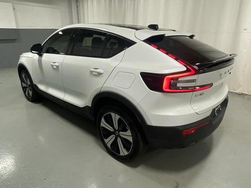 2023 Volvo C40 Recharge Pure Electric Twin Core