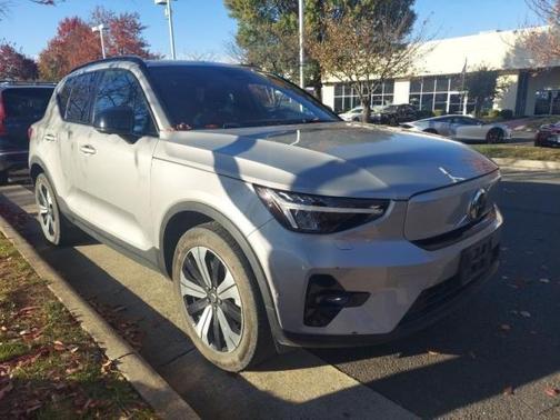 2023 Volvo XC40 Recharge Pure Electric Twin Plus