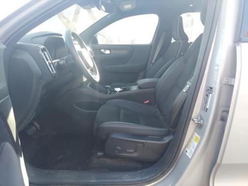 2023 Volvo XC40 Recharge Pure Electric Twin Plus