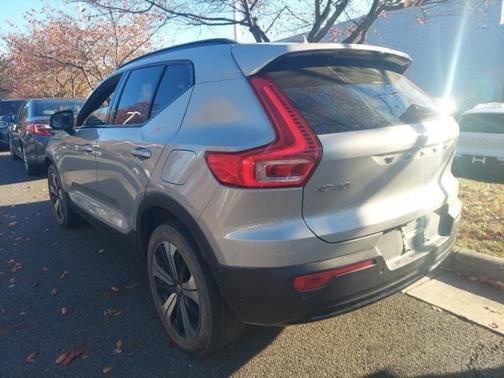 2023 Volvo XC40 Recharge Pure Electric Twin Plus