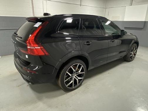 2022 Volvo XC60 Recharge Plug-In Hybrid T8 Polestar