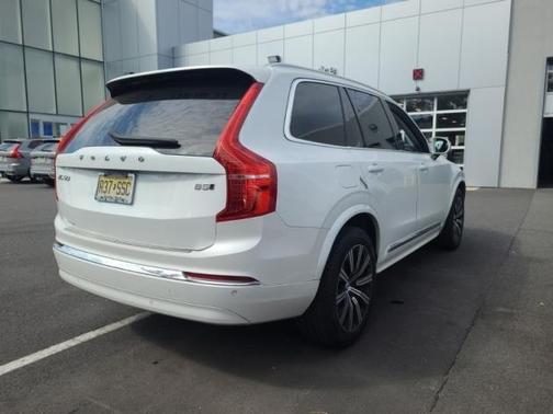 2024 Volvo XC90 B5 Core Bright Theme