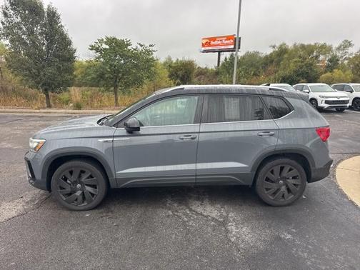 2023 Volkswagen Taos 1.5T SE