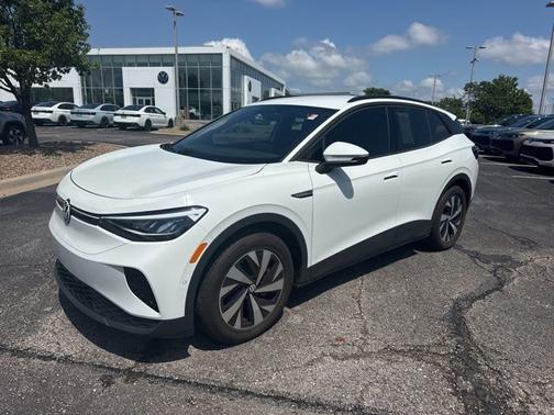 Pure White 2025 Volkswagen ID.4 Pro