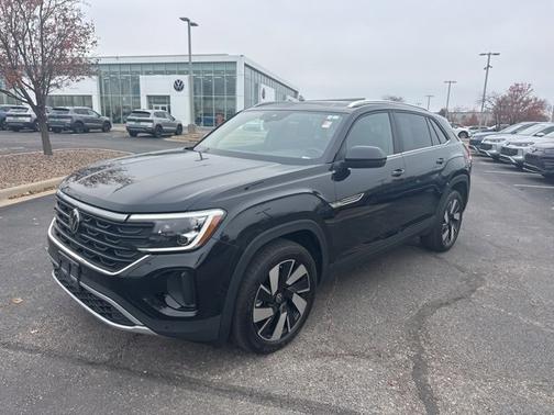 2024 Volkswagen Atlas Cross Sport 2.0T SE w/ Technology