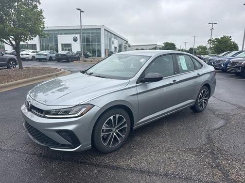 Pyrite Silver Metallic 2025 Volkswagen Jetta 1.5T Sport