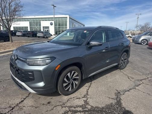 2025 Volkswagen Tiguan 2.0T S