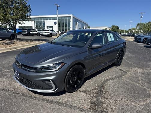 2025 Volkswagen Jetta 1.5T SE