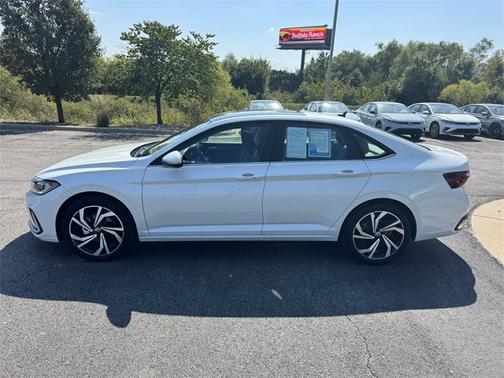 2025 Volkswagen Jetta 1.5T SEL