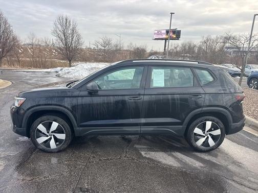 2025 Volkswagen Taos 1.5T S