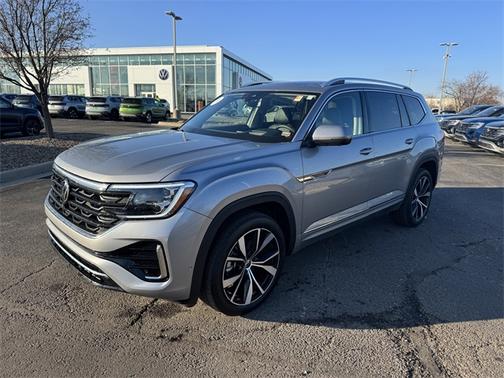 2025 Volkswagen Atlas 2.0T SEL Premium R-Line