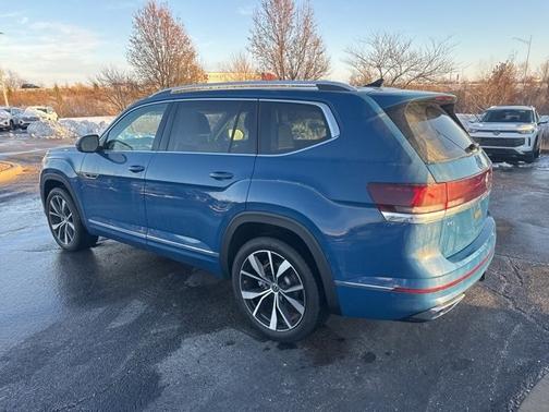 2025 Volkswagen Atlas 2.0T SEL Premium R-Line