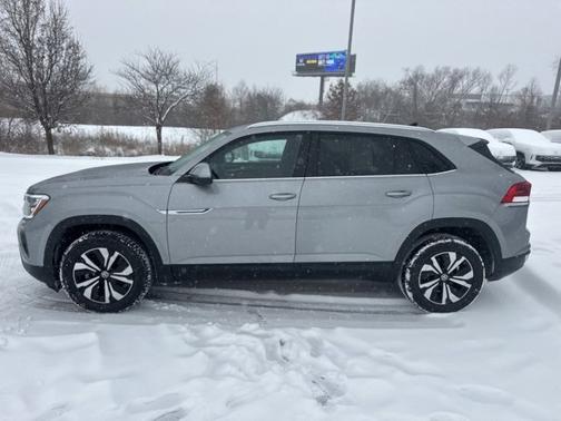 2024 Volkswagen Atlas Cross Sport 2.0T SE