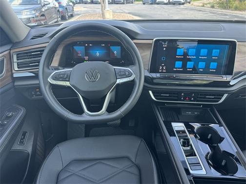 2025 Volkswagen Atlas 2.0T SE
