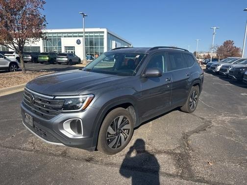 2025 Volkswagen Atlas 2.0T SE