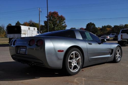 2003 Chevrolet Corvette Base