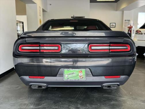 2015 Dodge Challenger R/T Plus
