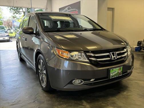 2014 Honda Odyssey Touring