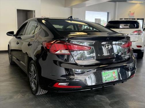 2019 Hyundai ELANTRA Limited