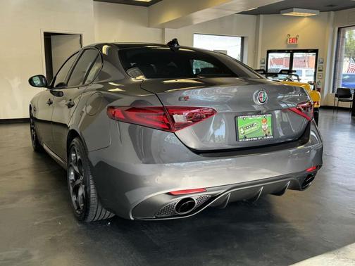 2019 Alfa Romeo Giulia Ti Sport