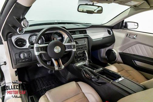 2011 Ford Mustang GT Premium