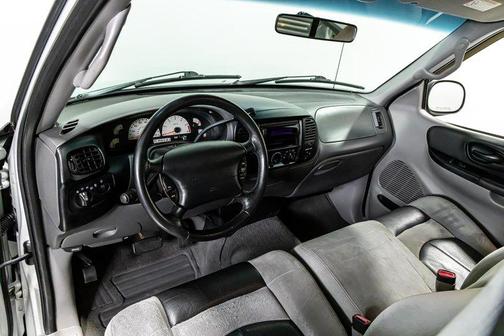 2000 Ford F-150 SVT Lightning Flareside