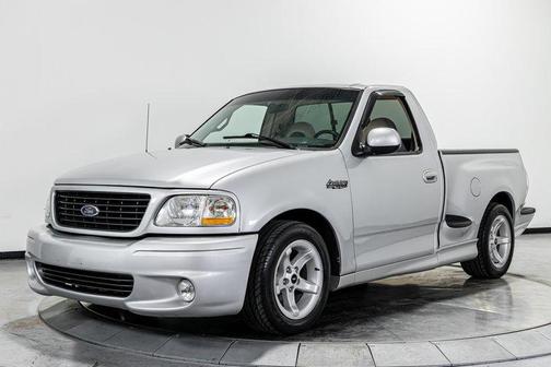 2000 Ford F-150 SVT Lightning Flareside