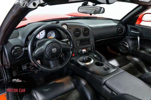 2004 Dodge Viper SRT10