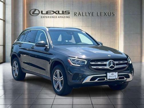 Graphite Gray Metallic 2022 Mercedes-Benz GLC 300 Base 4MATIC